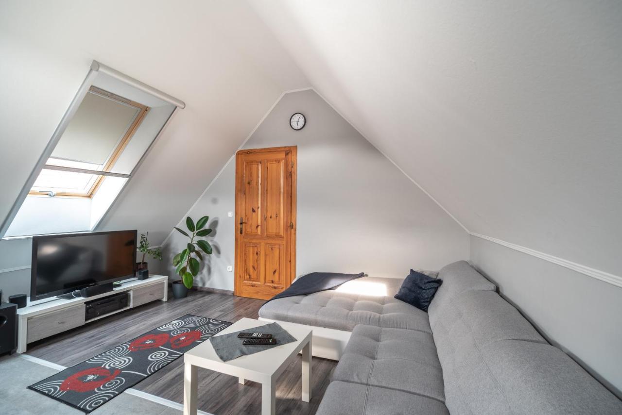 Buzavirag Apartman Keszthely Luaran gambar