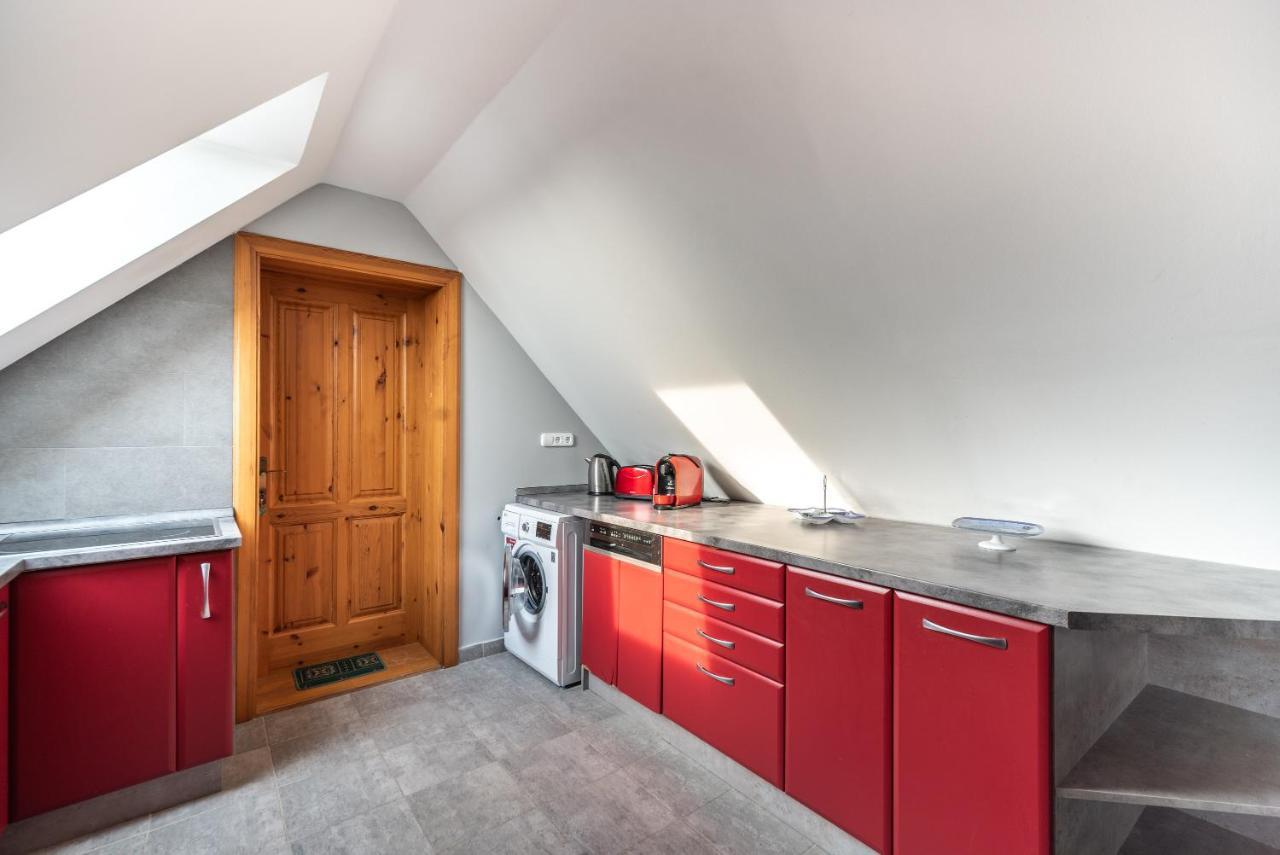 Buzavirag Apartman Keszthely Luaran gambar
