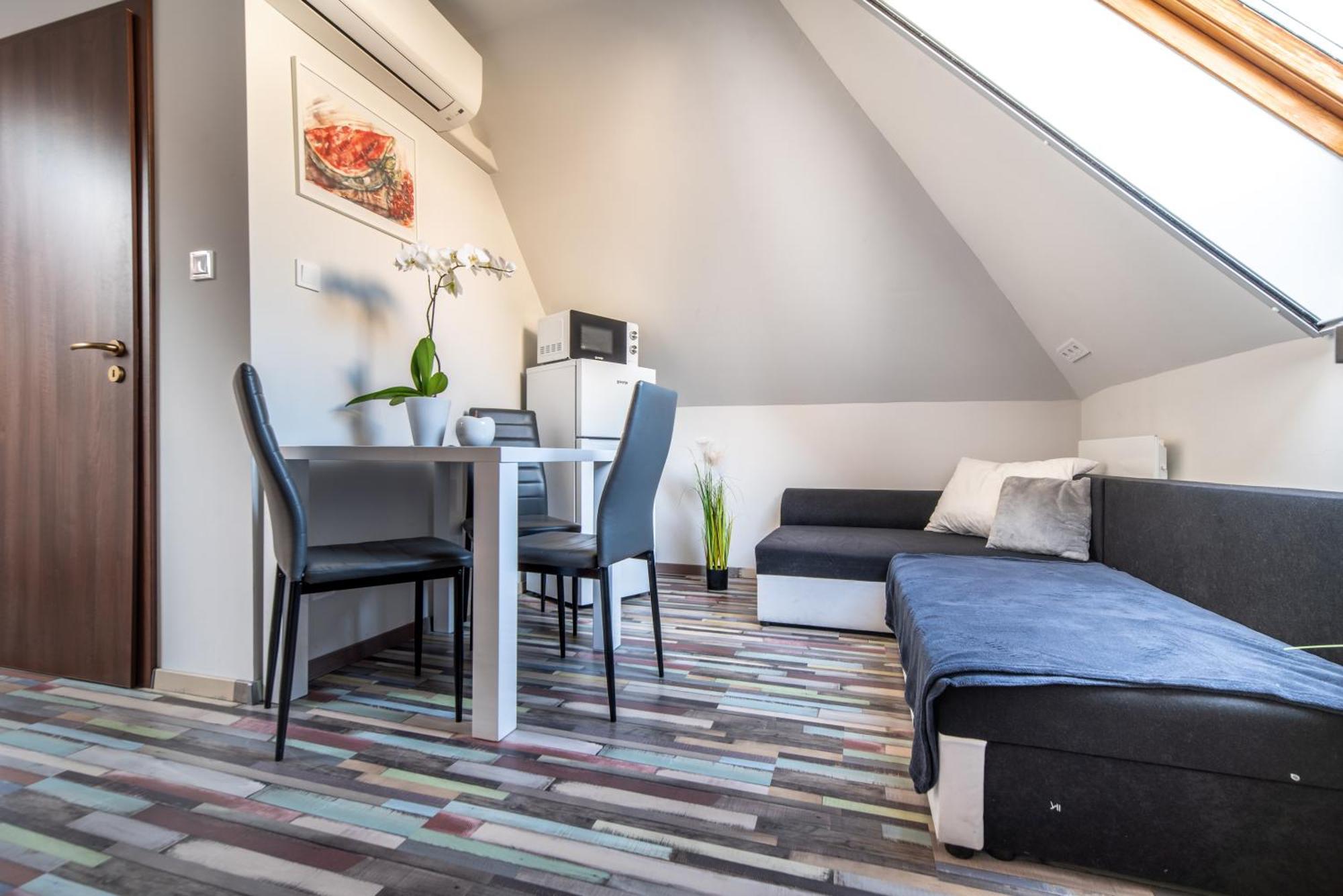Buzavirag Apartman Keszthely Luaran gambar